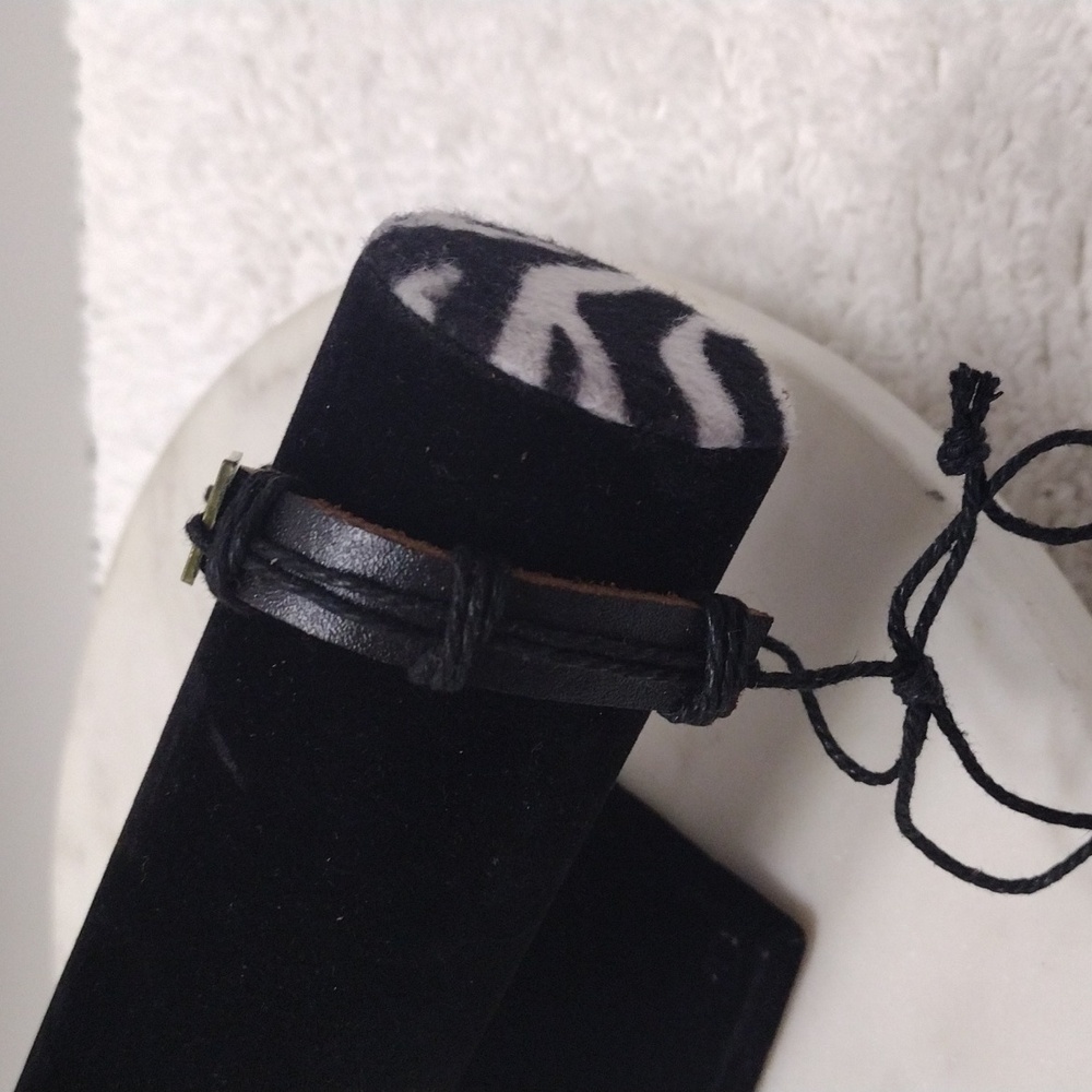 Bronze 3 Elephant with Thailand Black Leather Adjustable Bracelet BA-14 - Picture 7 of 9